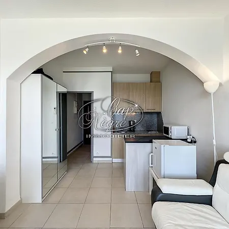 Apartament Vue Pieds Dans L'eau De Cavaliere