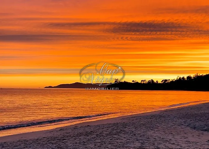 Apartment Vue Pieds Dans L'eau De Cavaliere *